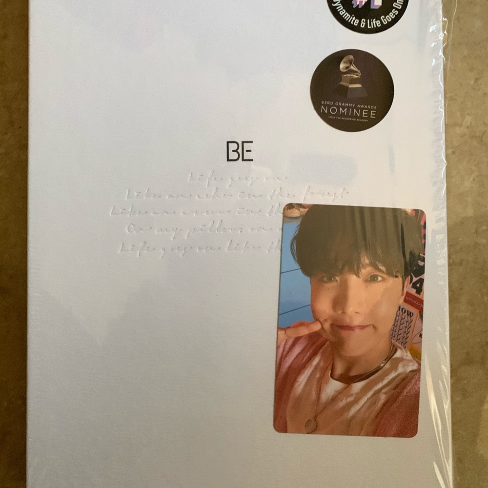 BTS BE ESSENTIAL ALBUM W JHOPE PC